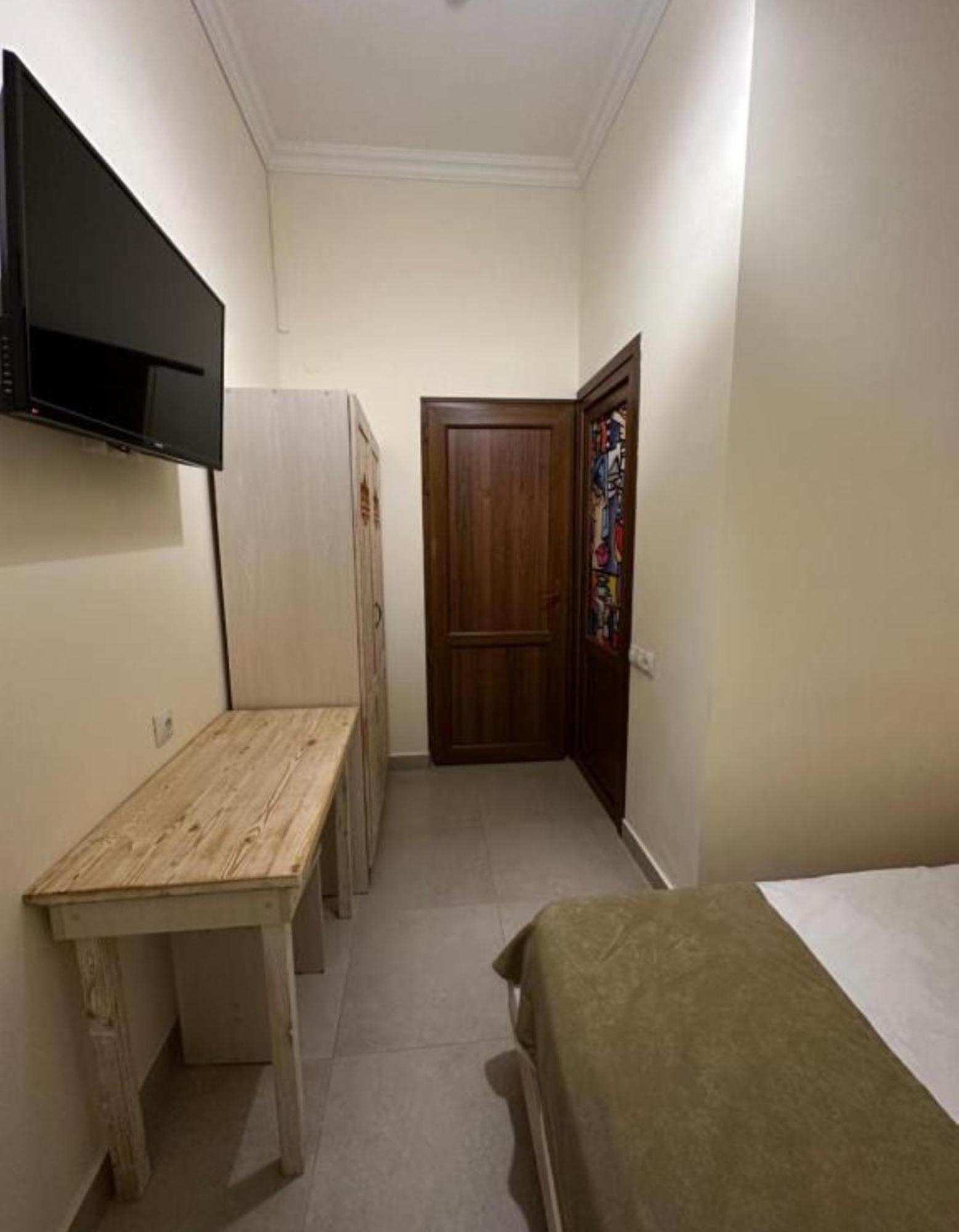 Hotel California Boutique 3*